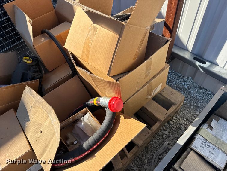 image for item EU6310 Hydraulic motors and hoses