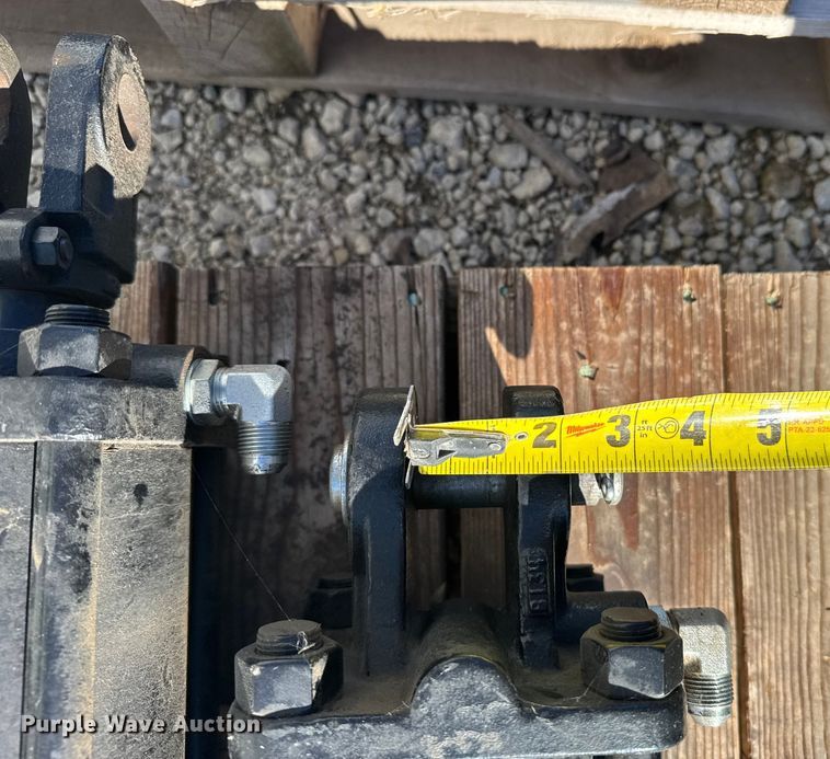 image for item EU6311 (4) hydraulic cylinders