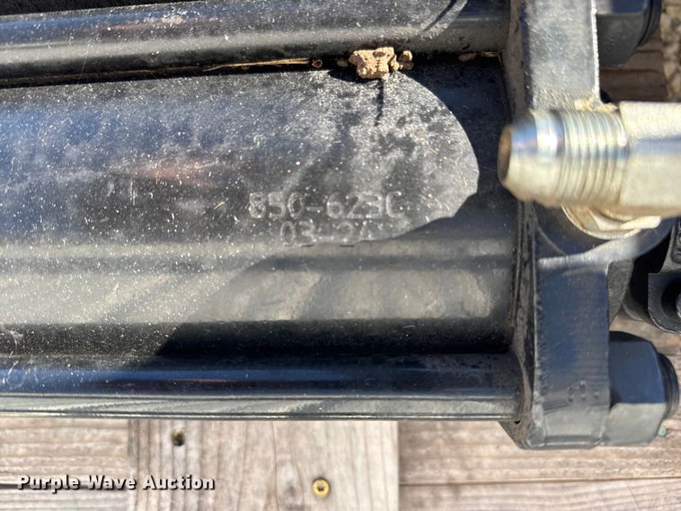 image for item EU6311 (4) hydraulic cylinders