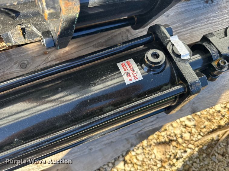 image for item EU6312 Hydraulic cylinders