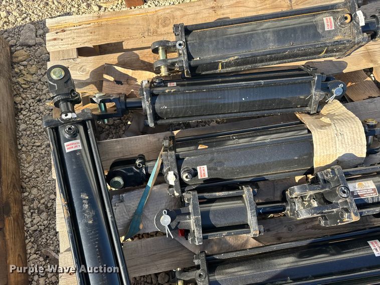 image for item EU6312 Hydraulic cylinders