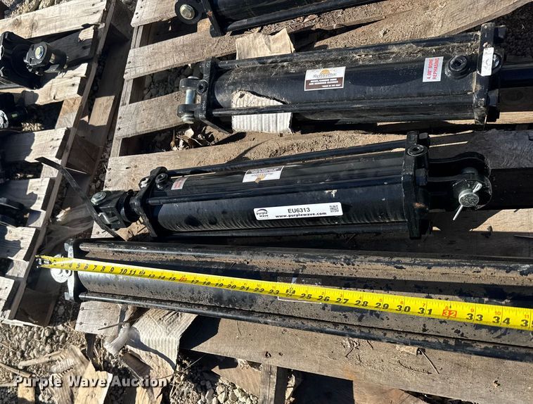 image for item EU6313 Hydraulic cylinders