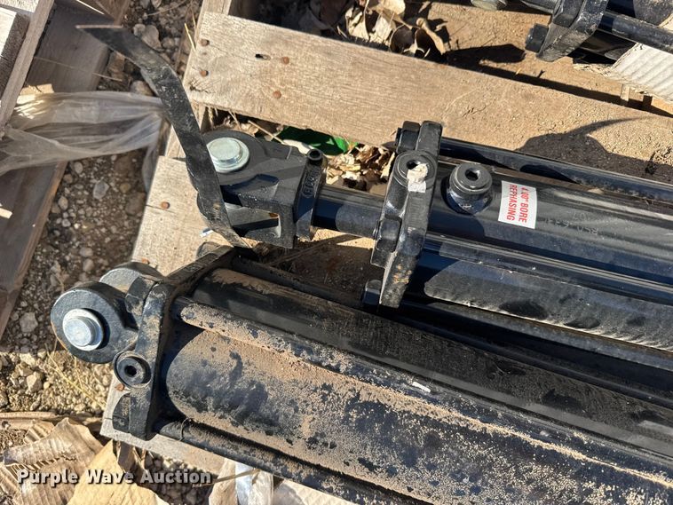 image for item EU6313 Hydraulic cylinders