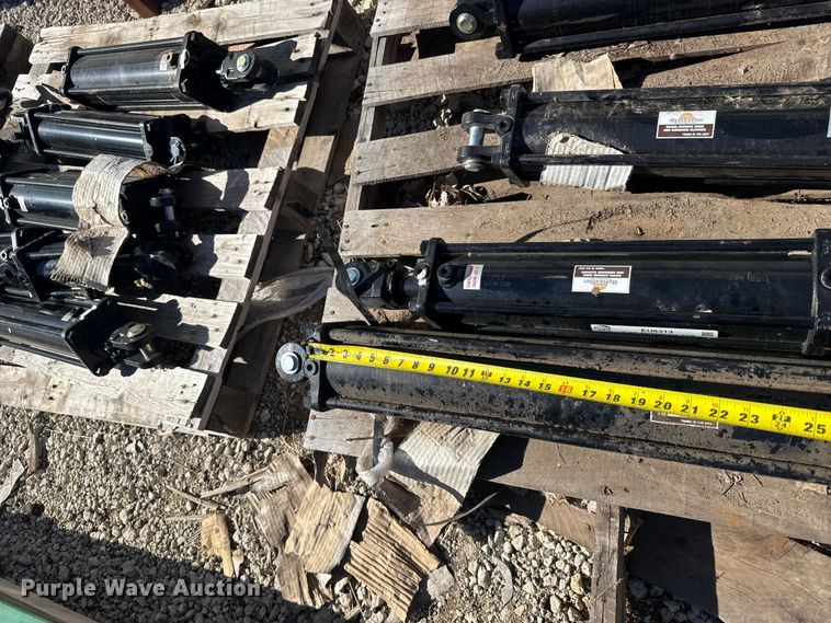 image for item EU6313 Hydraulic cylinders