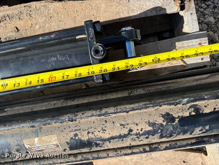 image for item EU6313 Hydraulic cylinders