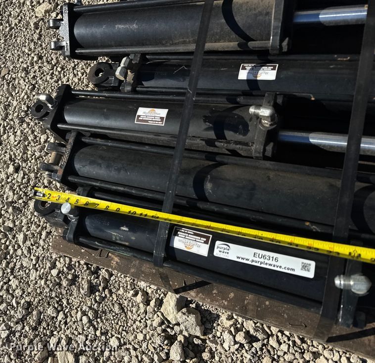 image for item EU6316 (9) hydraulic cylinders