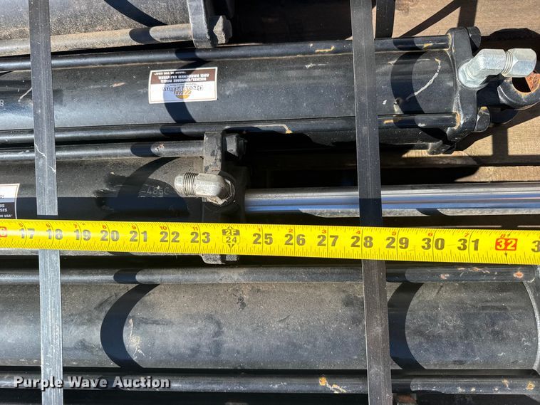 image for item EU6316 (9) hydraulic cylinders