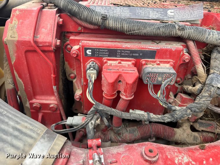 image for item EU6361 2006 Volvo VNL semi truck