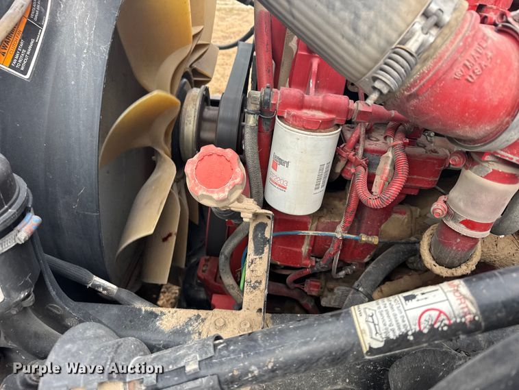 image for item EU6361 2006 Volvo VNL semi truck