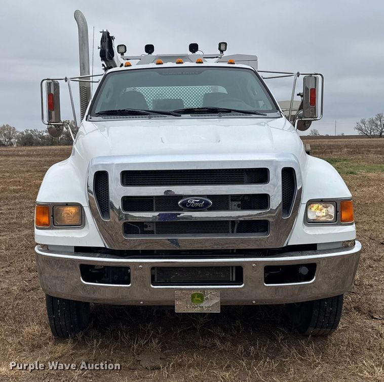 image for item EU6363 2015 Ford F750 Super Duty Crew Cab utility / service truck