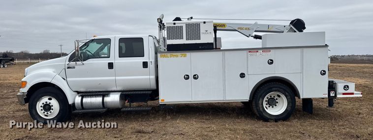 image for item EU6363 2015 Ford F750 Super Duty Crew Cab utility / service truck