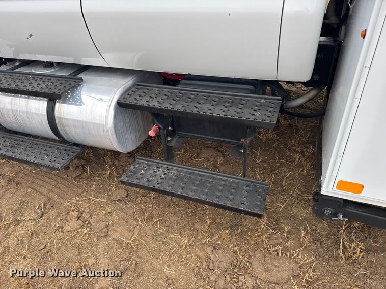 image for item EU6363 2015 Ford F750 Super Duty Crew Cab utility / service truck