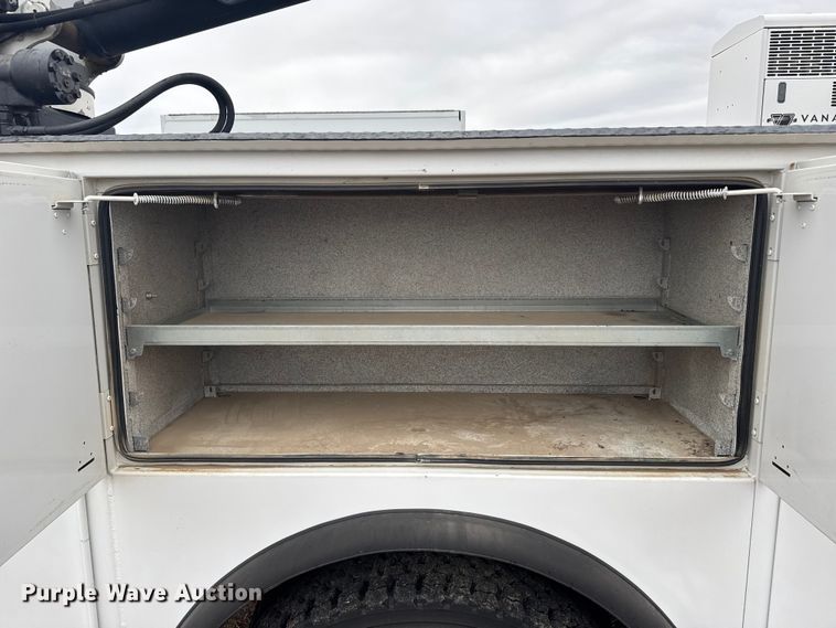 image for item EU6363 2015 Ford F750 Super Duty Crew Cab utility / service truck