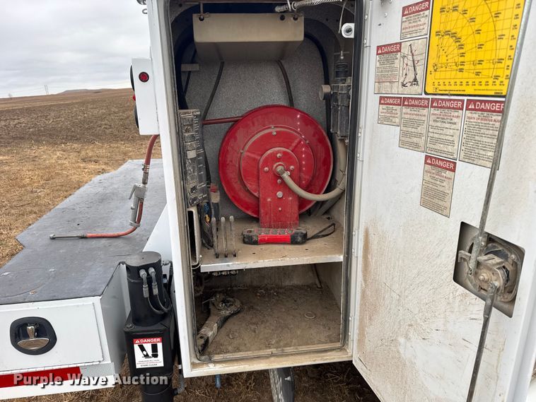 image for item EU6363 2015 Ford F750 Super Duty Crew Cab utility / service truck