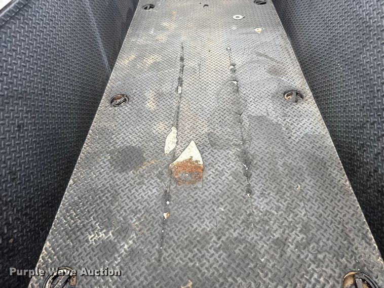 image for item EU6363 2015 Ford F750 Super Duty Crew Cab utility / service truck