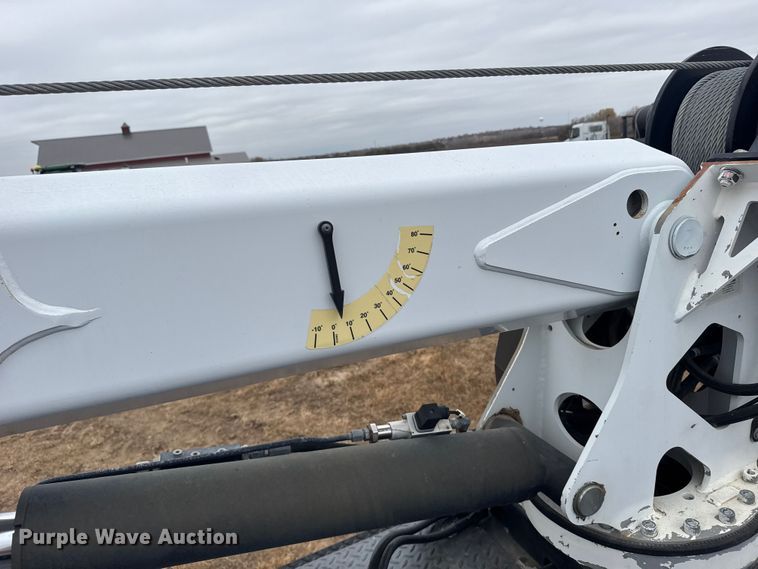 image for item EU6363 2015 Ford F750 Super Duty Crew Cab utility / service truck