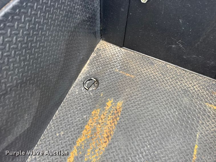 image for item EU6363 2015 Ford F750 Super Duty Crew Cab utility / service truck