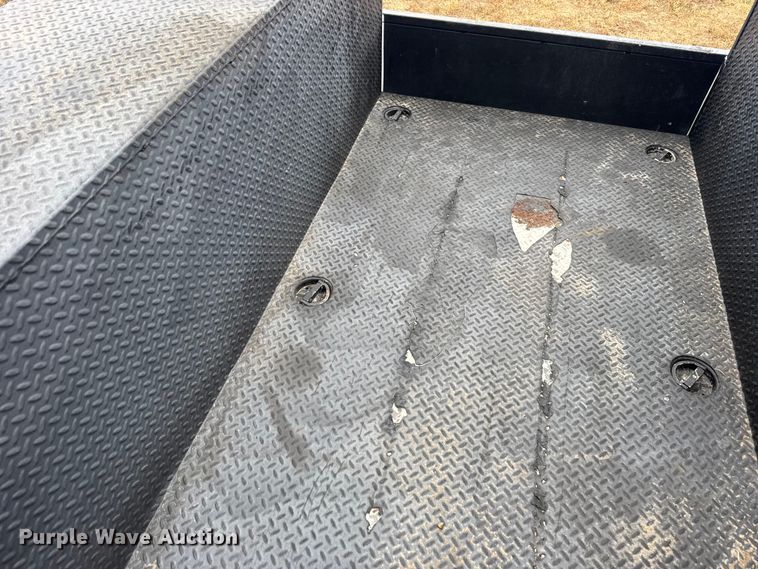 image for item EU6363 2015 Ford F750 Super Duty Crew Cab utility / service truck