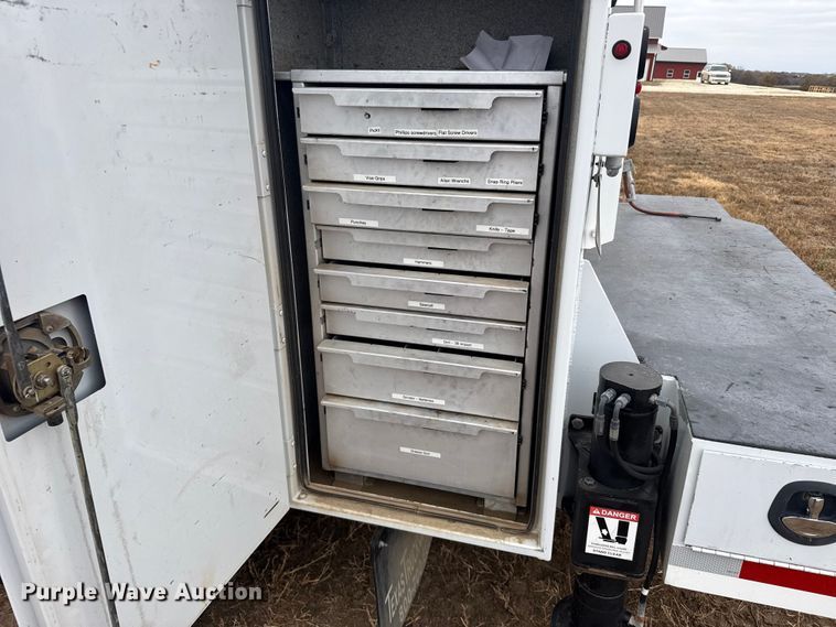 image for item EU6363 2015 Ford F750 Super Duty Crew Cab utility / service truck