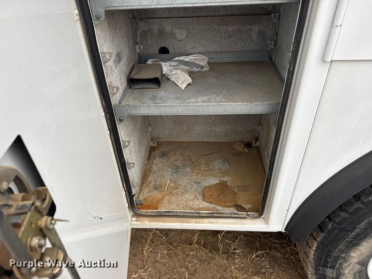 image for item EU6363 2015 Ford F750 Super Duty Crew Cab utility / service truck