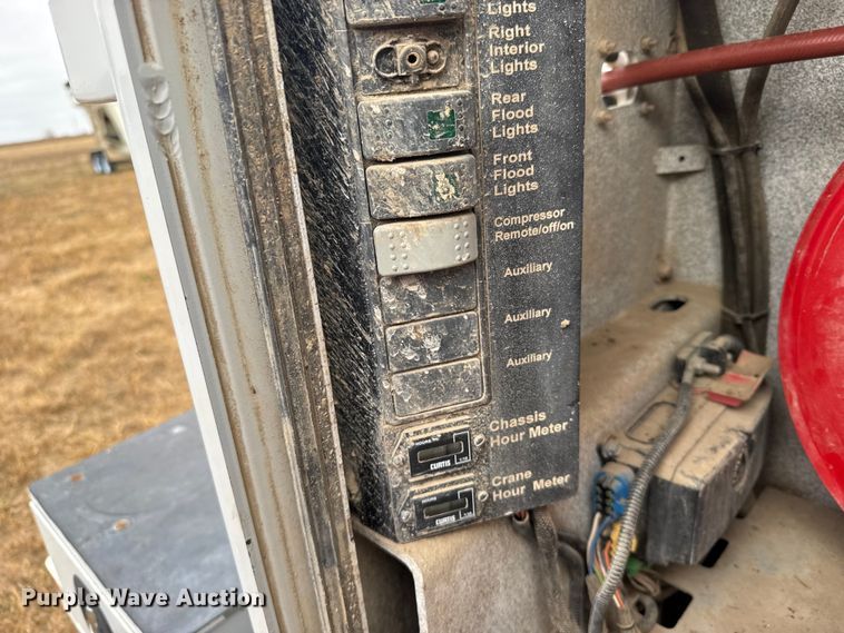 image for item EU6363 2015 Ford F750 Super Duty Crew Cab utility / service truck