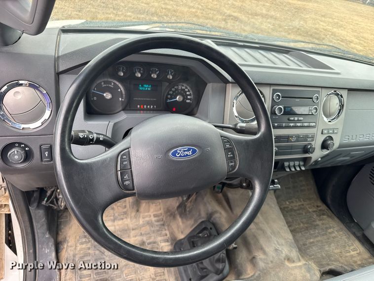 image for item EU6363 2015 Ford F750 Super Duty Crew Cab utility / service truck