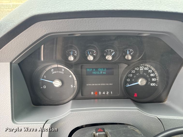 image for item EU6363 2015 Ford F750 Super Duty Crew Cab utility / service truck