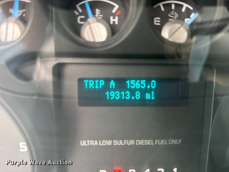 image for item EU6363 2015 Ford F750 Super Duty Crew Cab utility / service truck