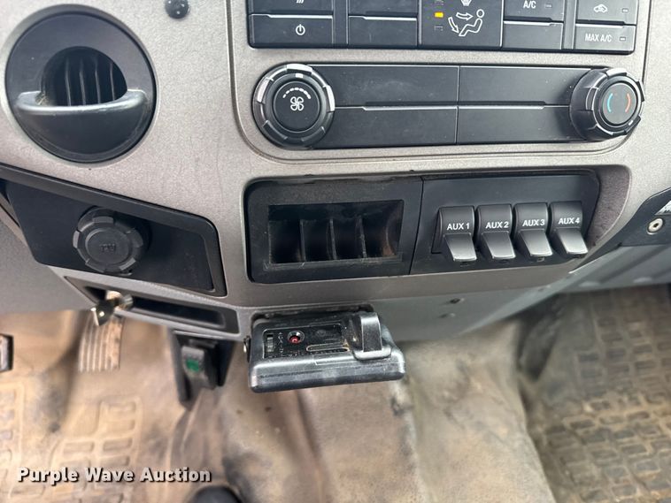 image for item EU6363 2015 Ford F750 Super Duty Crew Cab utility / service truck