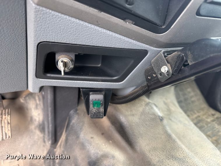 image for item EU6363 2015 Ford F750 Super Duty Crew Cab utility / service truck