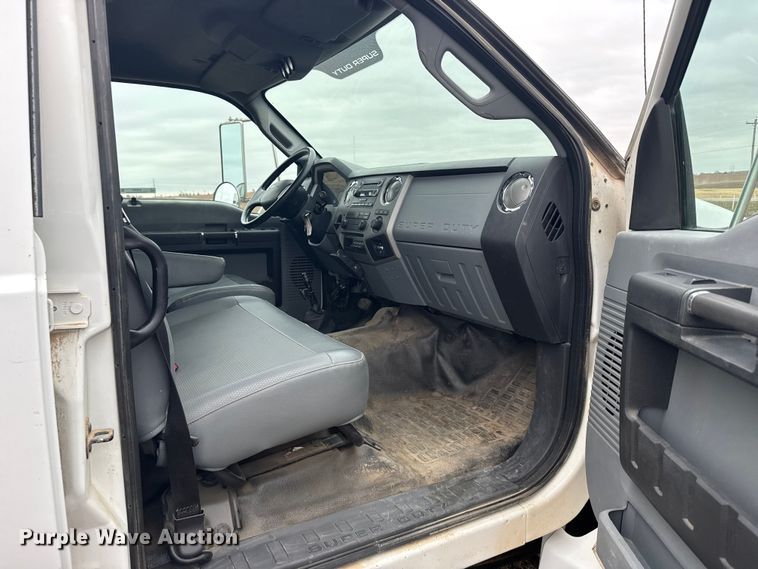 image for item EU6363 2015 Ford F750 Super Duty Crew Cab utility / service truck