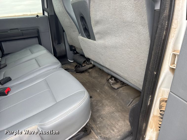 image for item EU6363 2015 Ford F750 Super Duty Crew Cab utility / service truck