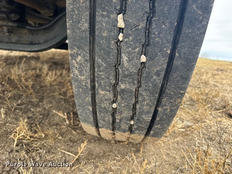 image for item EU6363 2015 Ford F750 Super Duty Crew Cab utility / service truck