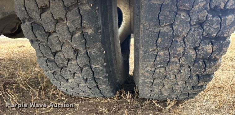 image for item EU6363 2015 Ford F750 Super Duty Crew Cab utility / service truck