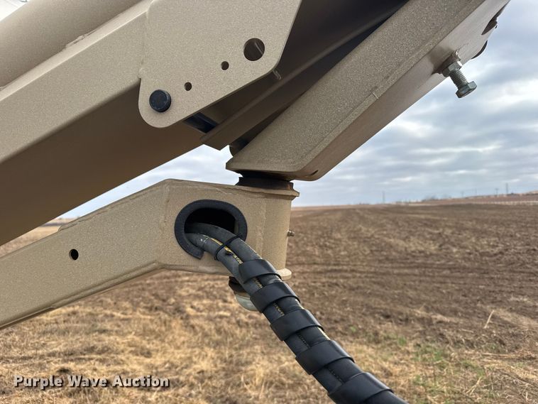 image for item EU6365 2023 Unverferth Seedrunner 2755 seed tender