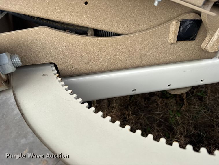 image for item EU6365 2023 Unverferth Seedrunner 2755 seed tender