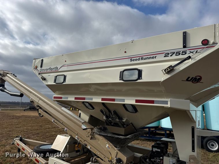 image for item EU6365 2023 Unverferth Seedrunner 2755 seed tender