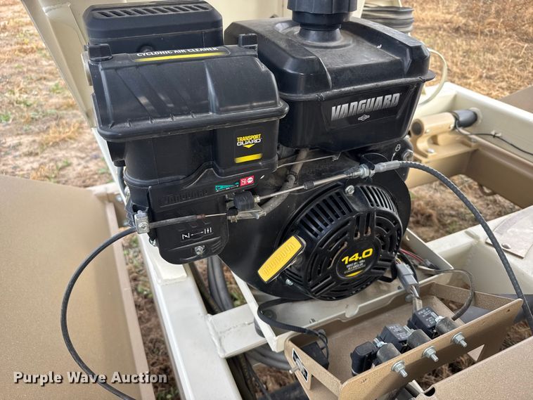 image for item EU6365 2023 Unverferth Seedrunner 2755 seed tender