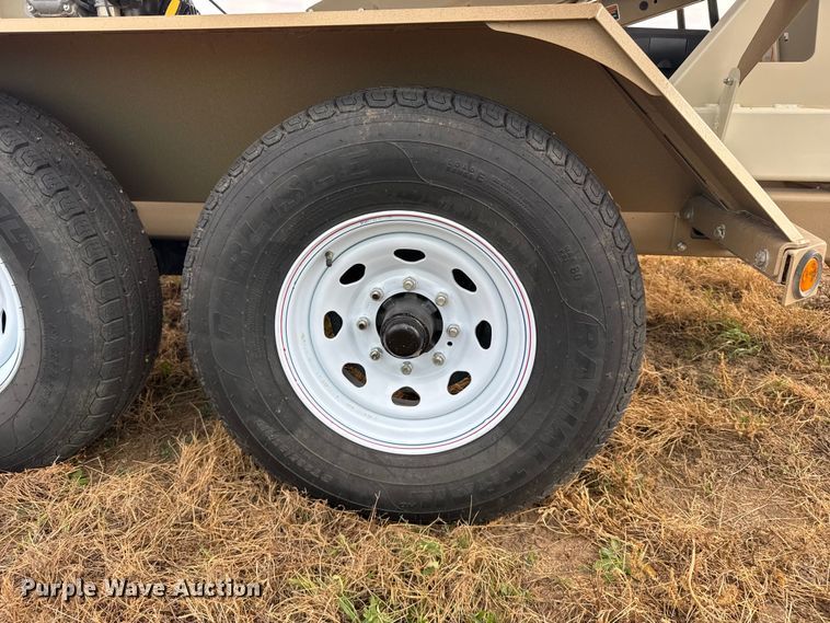 image for item EU6365 2023 Unverferth Seedrunner 2755 seed tender