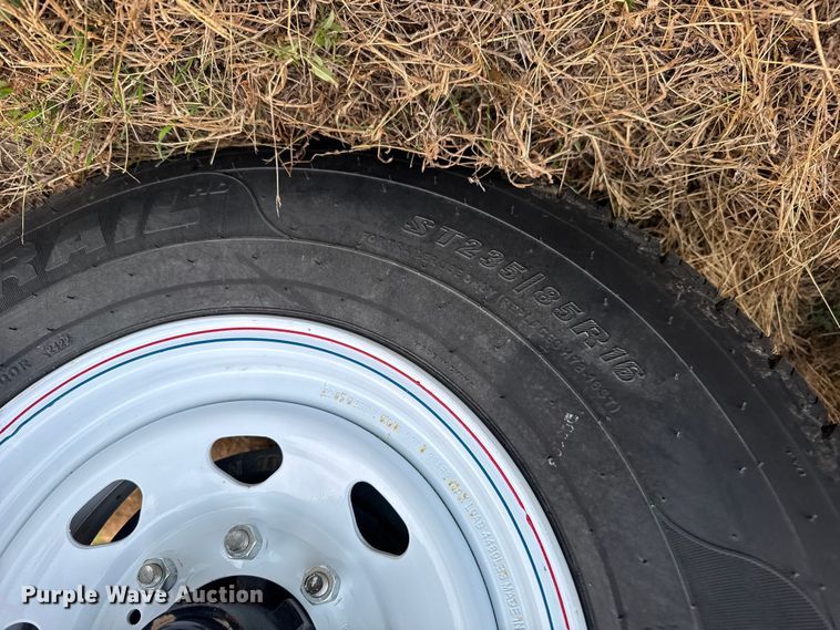 image for item EU6365 2023 Unverferth Seedrunner 2755 seed tender