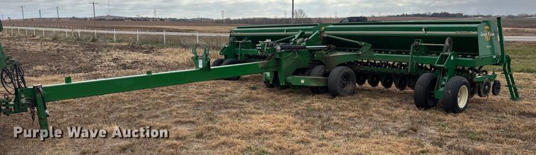 image for item EU6366 2008 Great Plains 2S-2600 HD grain drill