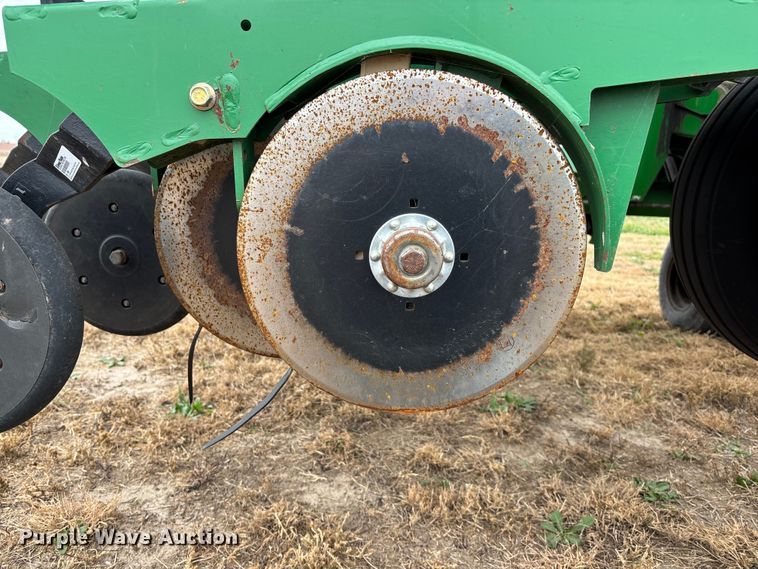 image for item EU6366 2008 Great Plains 2S-2600 HD grain drill