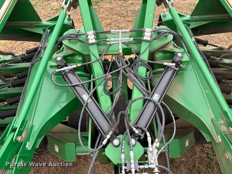 image for item EU6366 2008 Great Plains 2S-2600 HD grain drill