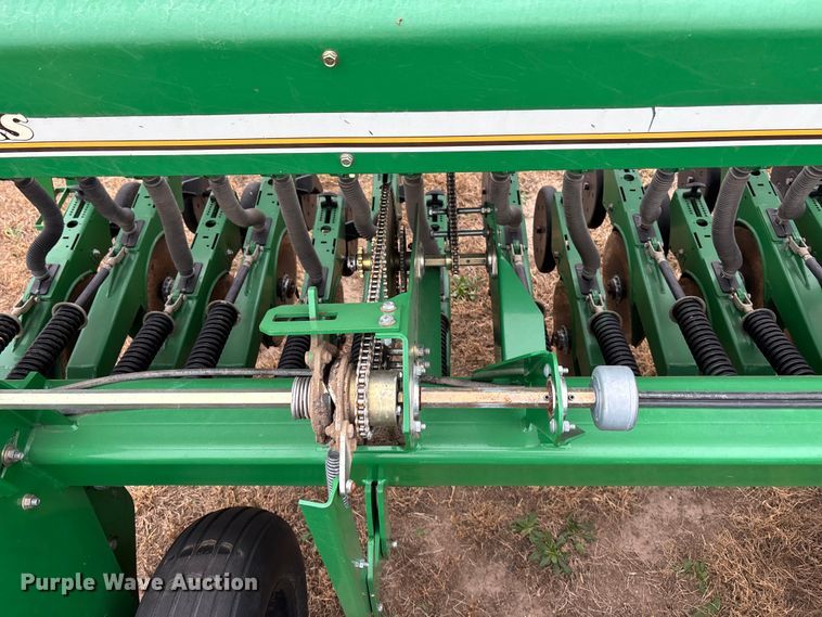 image for item EU6366 2008 Great Plains 2S-2600 HD grain drill