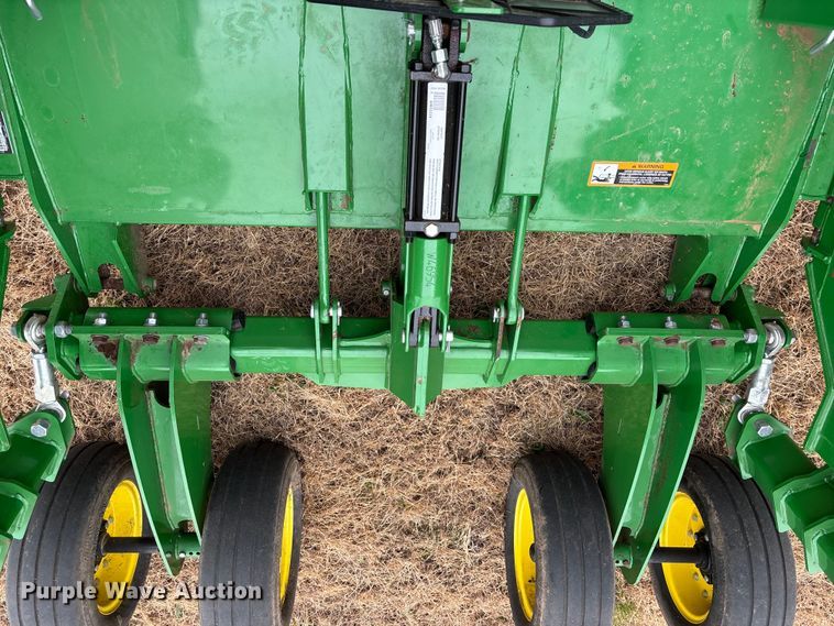 image for item EU6367 2022 John Deere FC20R batwing rotary mower