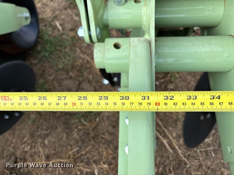 image for item EU6368 Orthman Unverferth 8375 row crop cultivator