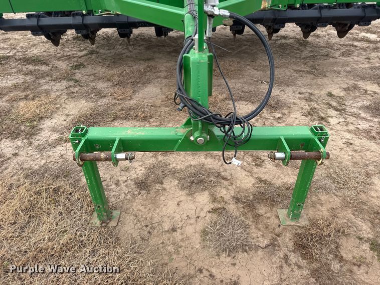 image for item EU6369 2010 John Deere 1590 grain drill