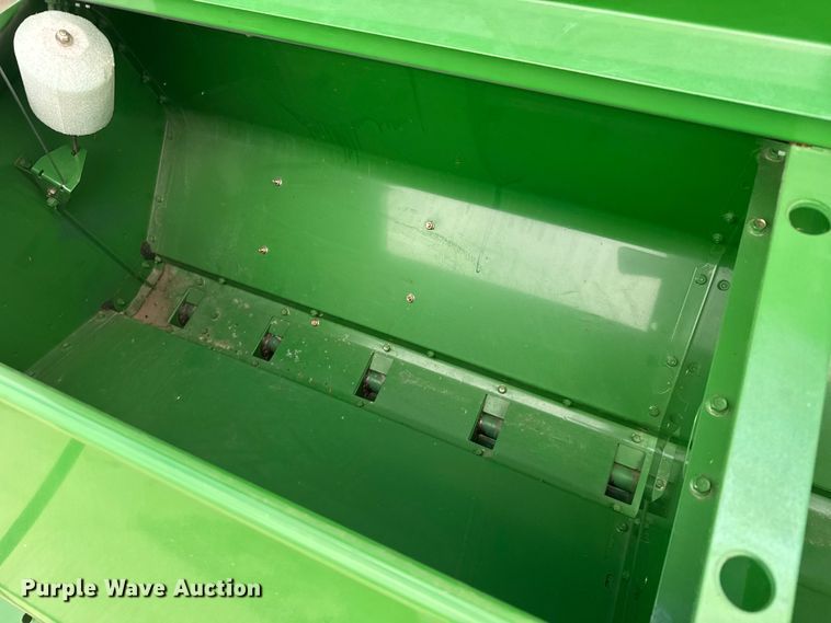 image for item EU6369 2010 John Deere 1590 grain drill