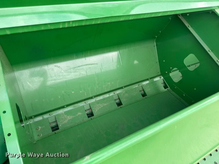 image for item EU6369 2010 John Deere 1590 grain drill