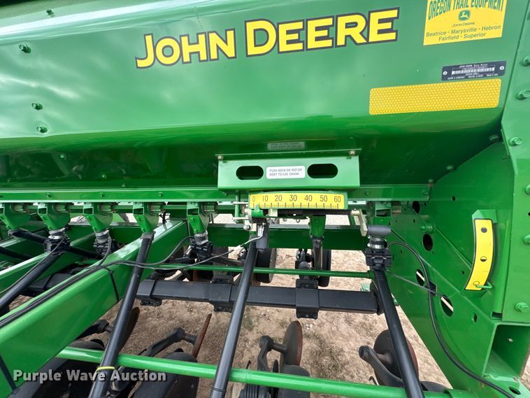 image for item EU6369 2010 John Deere 1590 grain drill